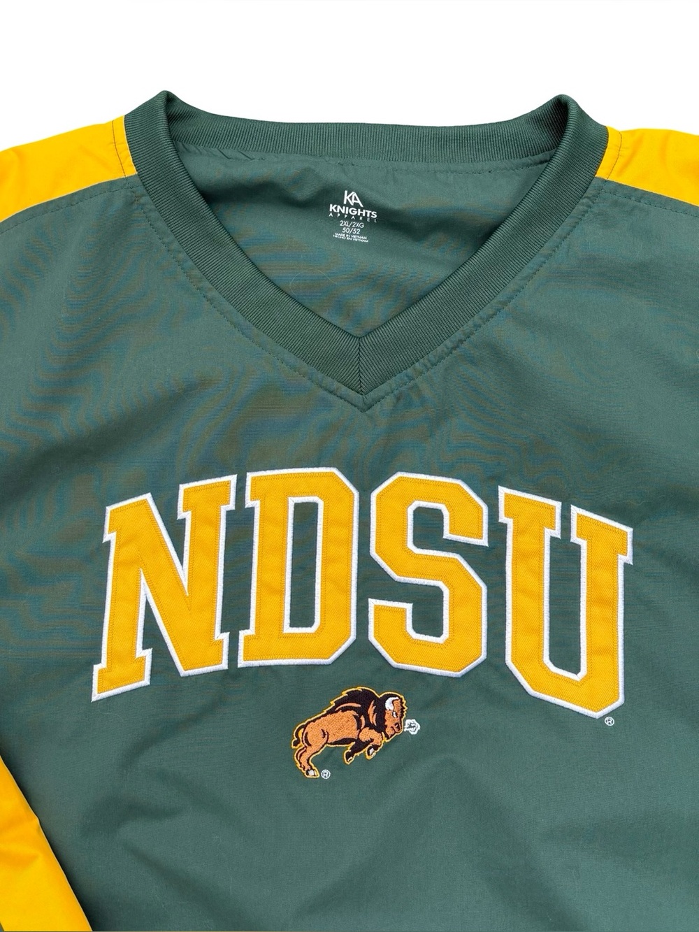 Athletics NDSU Bison Pullover Windshirt 2XL Mens Green Long Sleeve NCAA College
